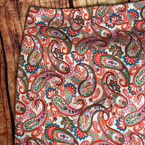 Talbots scalloped paisley print skirt -NEW - Picture 2 of 6